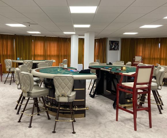 dealer training school at asnières sur seine paris 